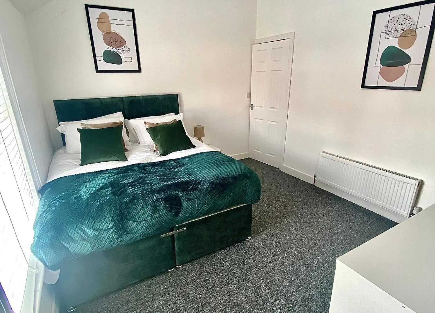 3-Bed Home From Home, Sleeps 6, Great For Contractors, Close To Gulliver'S Valley Theme Park, Free Parking, Hot Tub, Couple Retreat 谢菲尔德
